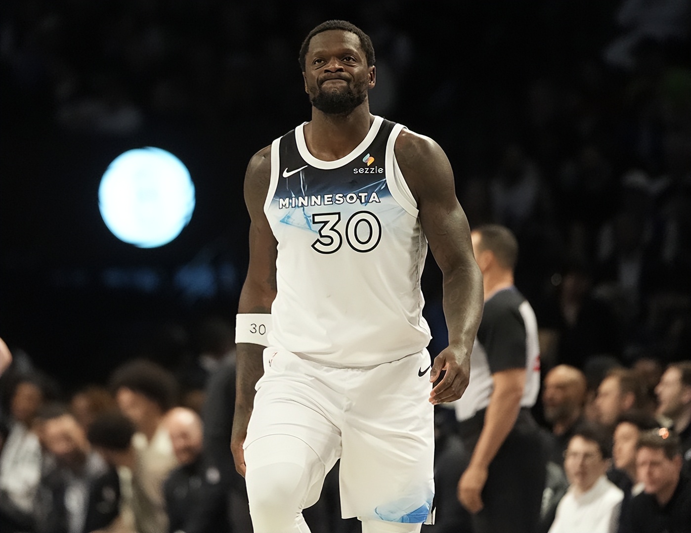 关于集结日皇家社会再遭质疑——NBA总决赛节点到来；底气十足；控场能力受关注的信息